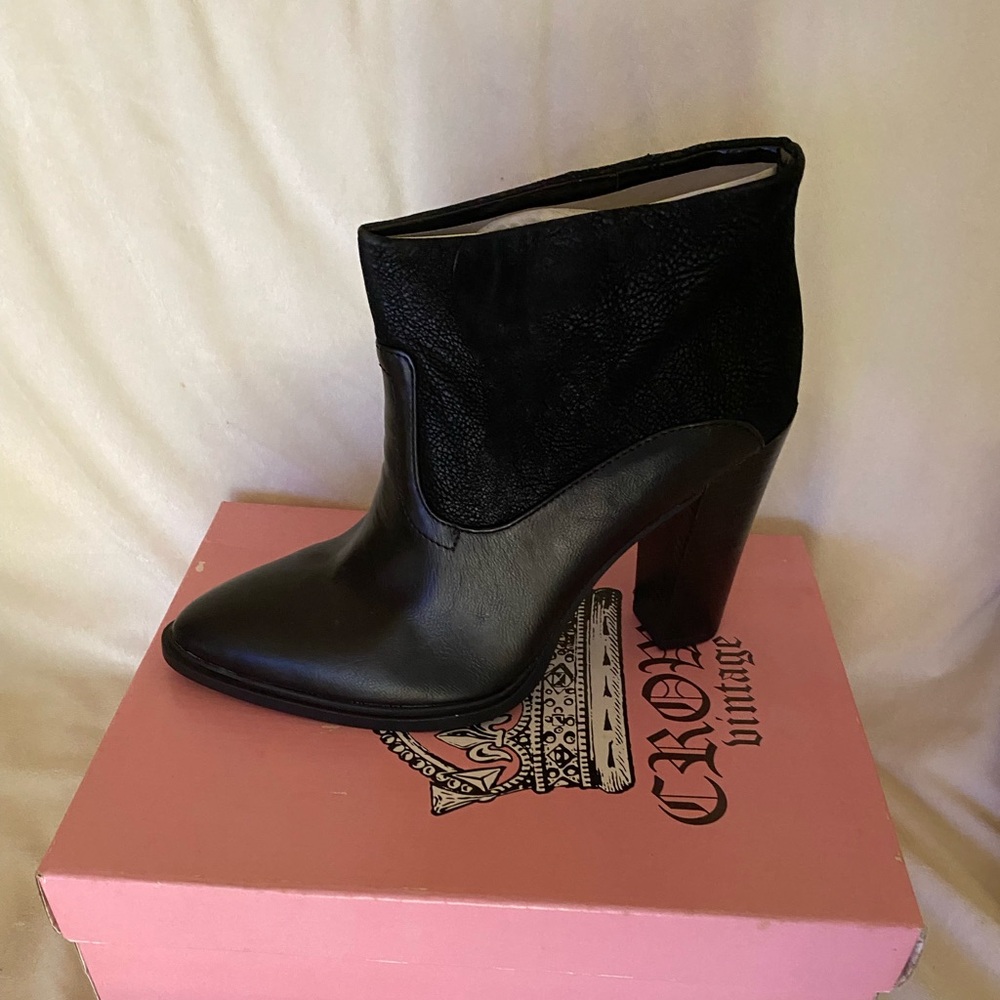 Crown Vintage Kiley 11 new!!
